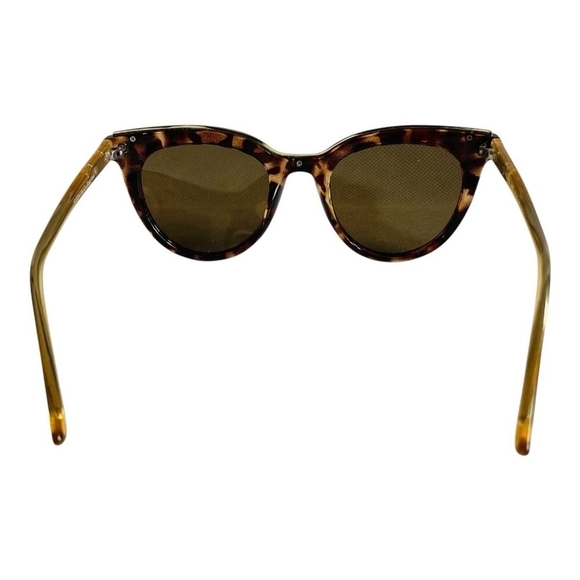 Prive Revaux The Kiki Tortoise Shell Brown Polarized Sunglasses Case Cloth - Picture 6 of 16